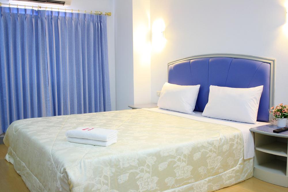 P.A. Ville Hotel Nakhon Sawan Exteriör bild
